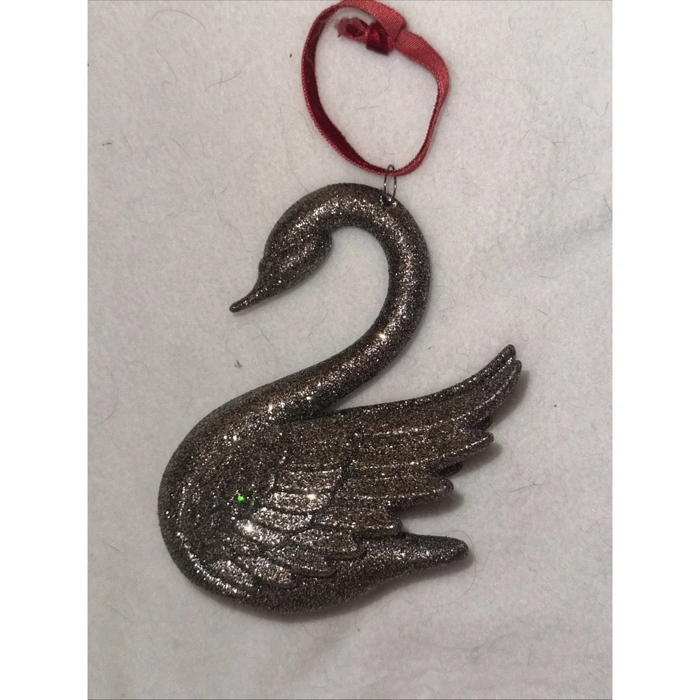 Pier One Imports Christmas Collection Glitter‎ Silver SwanlOrnament